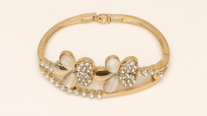 Gold Unique design bracelet