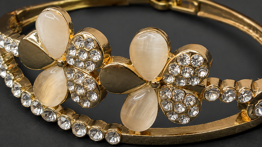 Gold Unique design bracelet