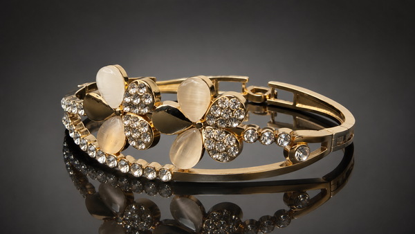 Gold Unique design bracelet